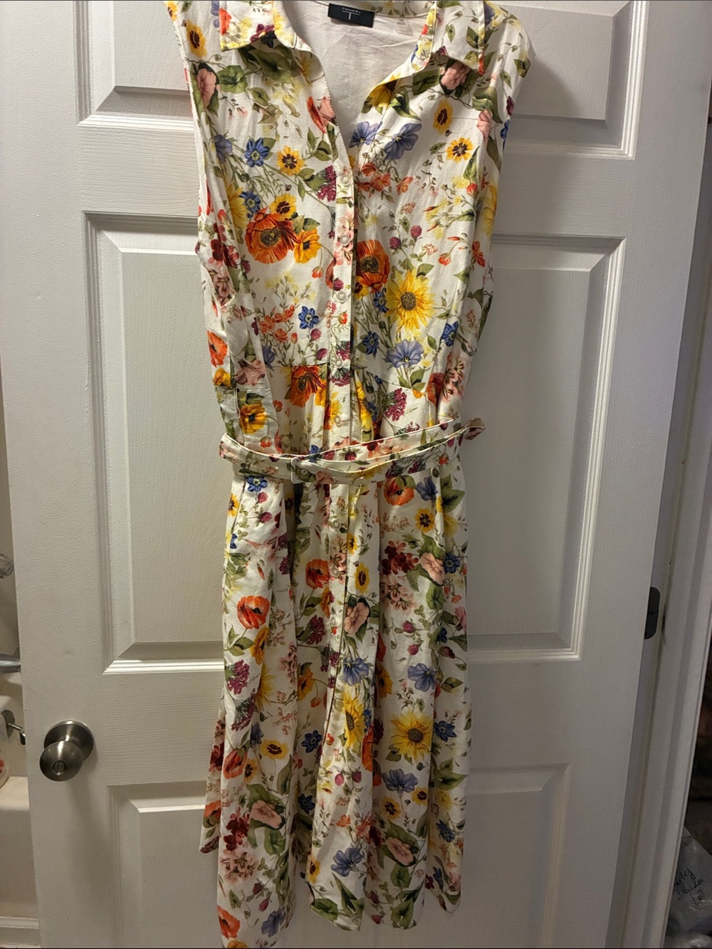 Tahari White Floral Midi Dress w/ Multicolor Blooms-breezy &structured plus size